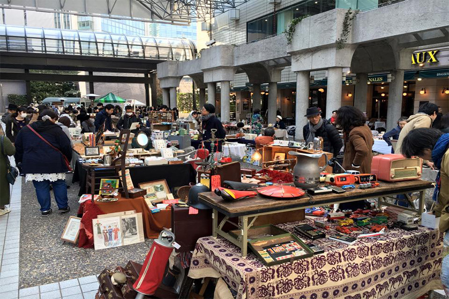 tokyo.com_akasaka_flea_market_02